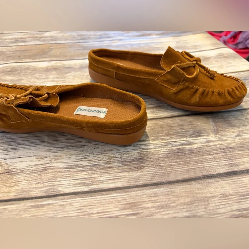 Size 10 Leather Moccasins - Picture 4 of 6